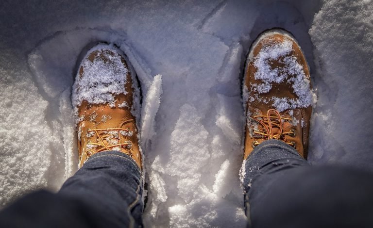 Vonderheide's Floor Coverings Blog - 5 Tips to keep floors clean during winter